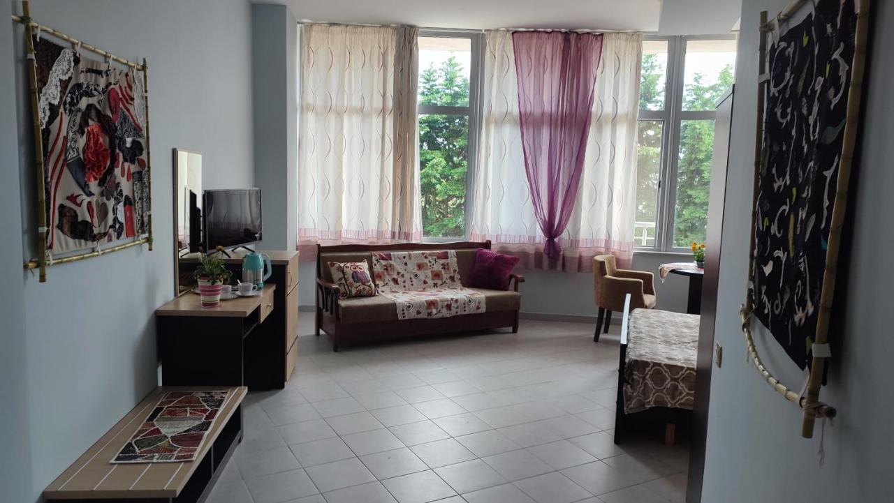 10 Apartmants Olimpia Mir Durrës Esterno foto