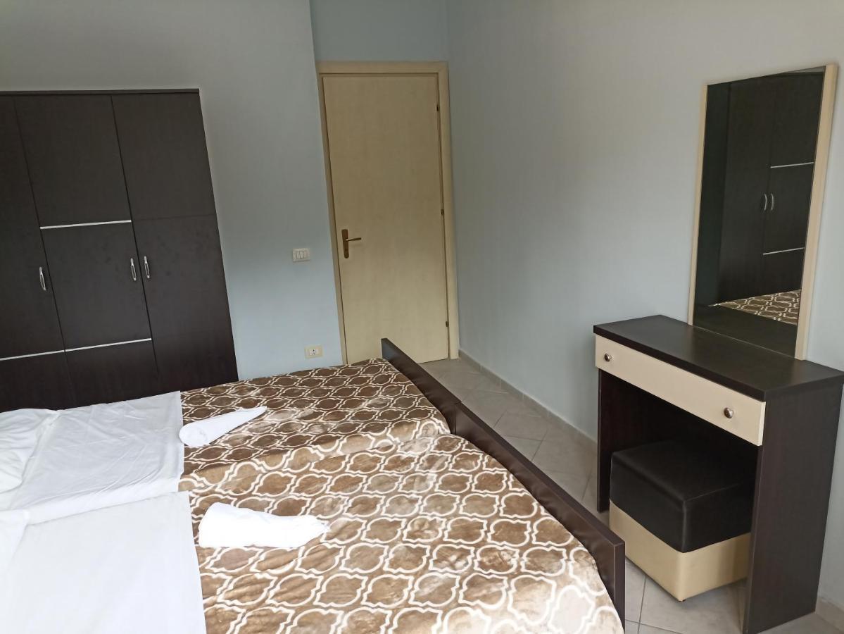 10 Apartmants Olimpia Mir Durrës Esterno foto