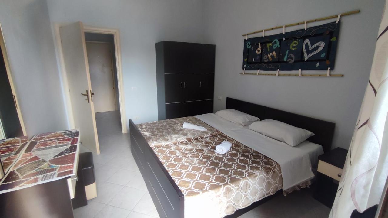 10 Apartmants Olimpia Mir Durrës Esterno foto