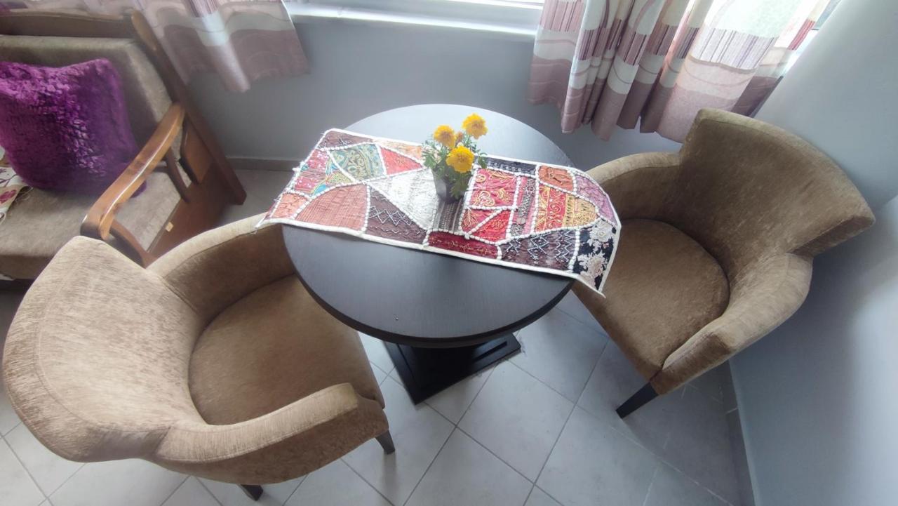 10 Apartmants Olimpia Mir Durrës Esterno foto